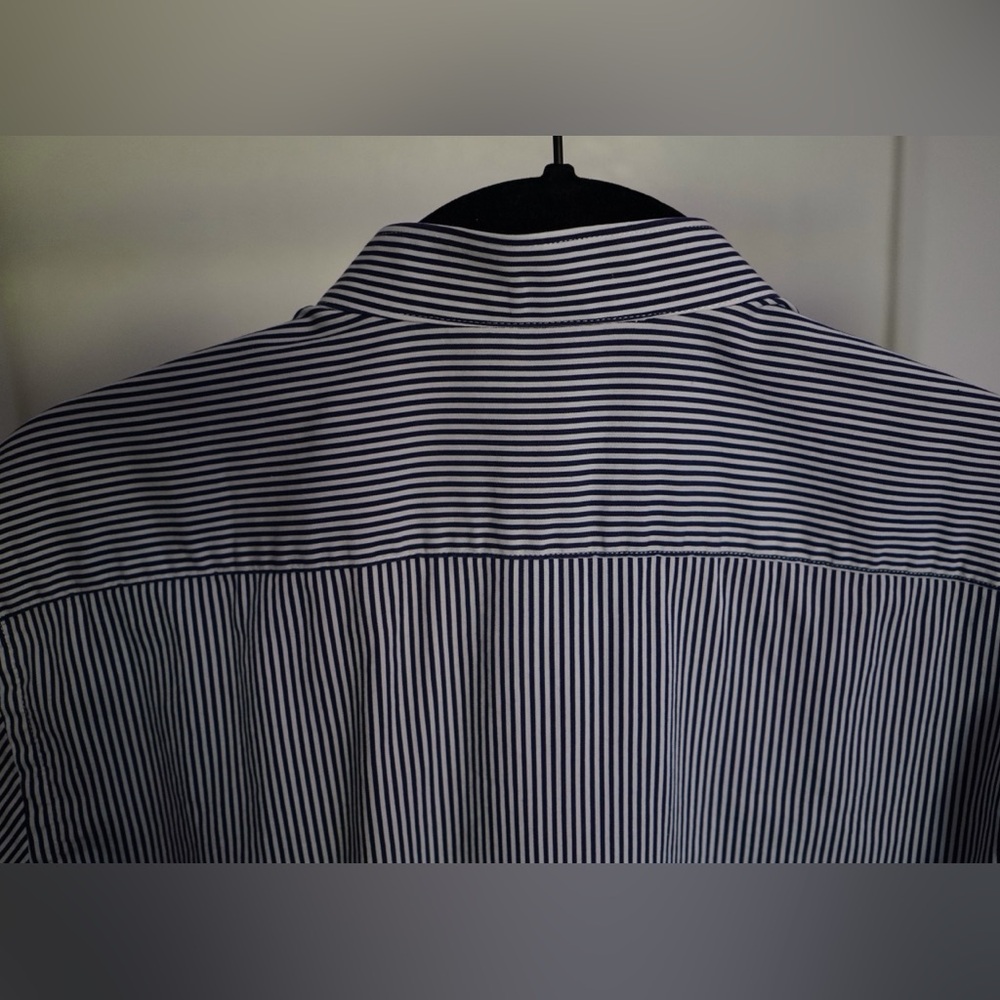 Suitsupply Navy Thin Striped Mandarin Collar Button Down Shirt (Size 38) - Picture 4 of 9